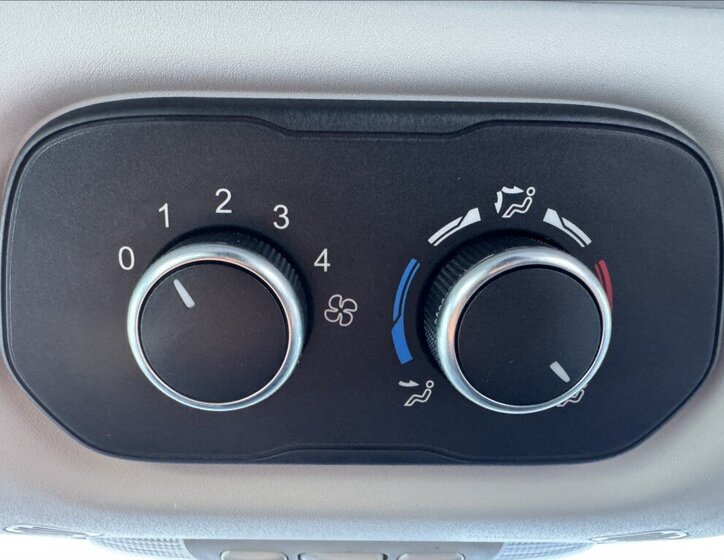 Ford Transit Kombi 2,0 l 96 kw