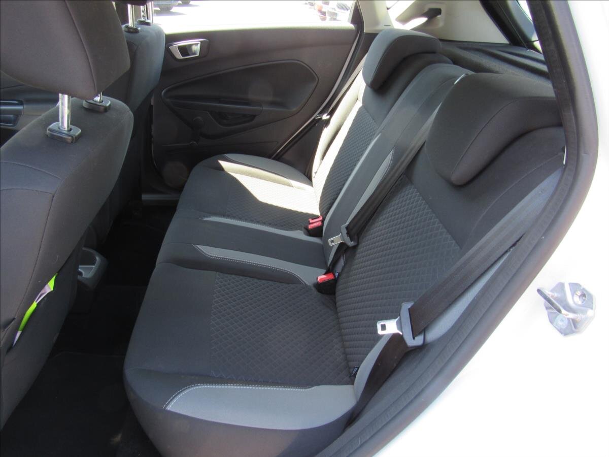 Ford Fiesta Hatchback 998,0 74 kw