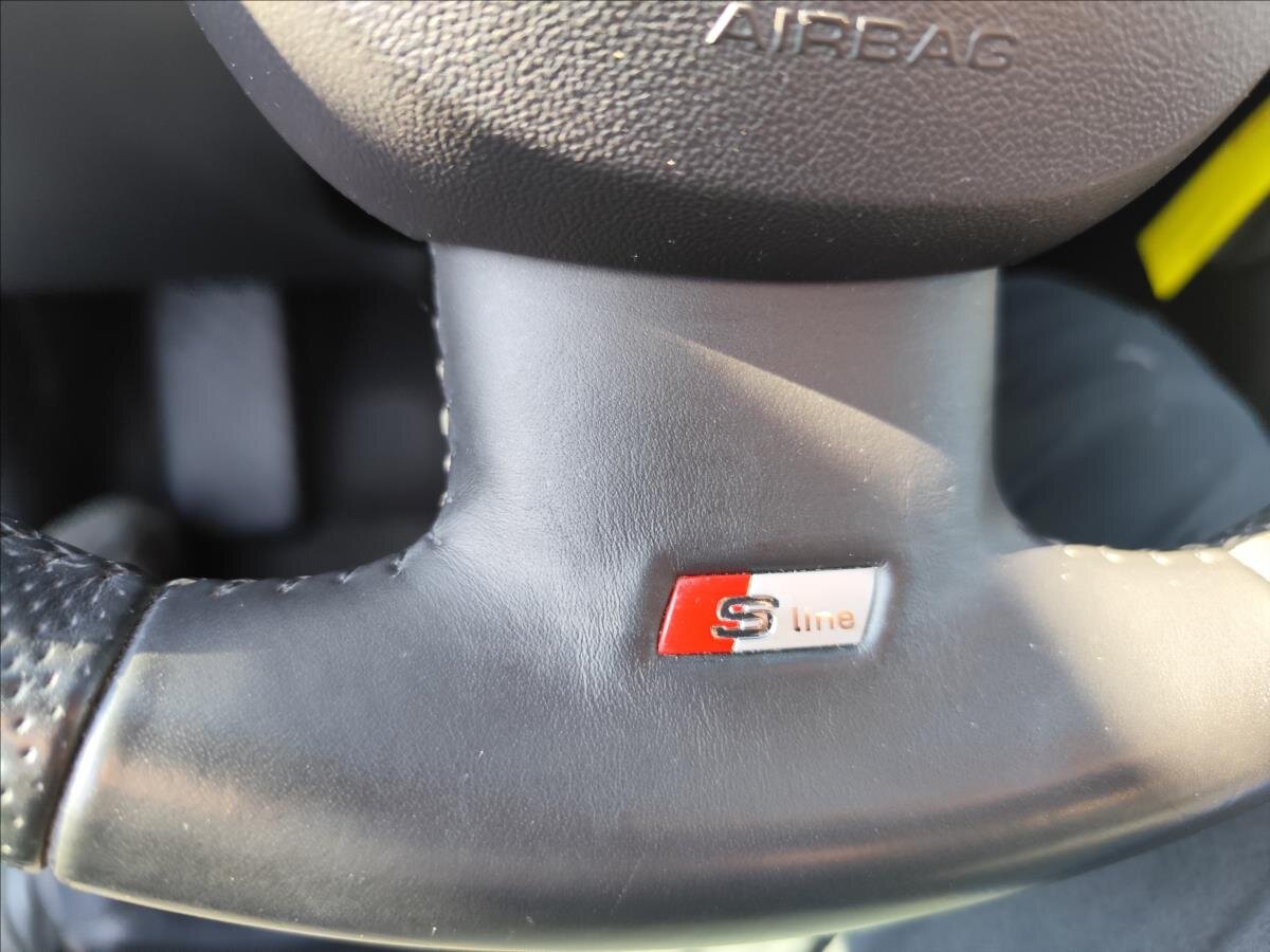 Audi Q5 Kombi 3,0 l 176 kw