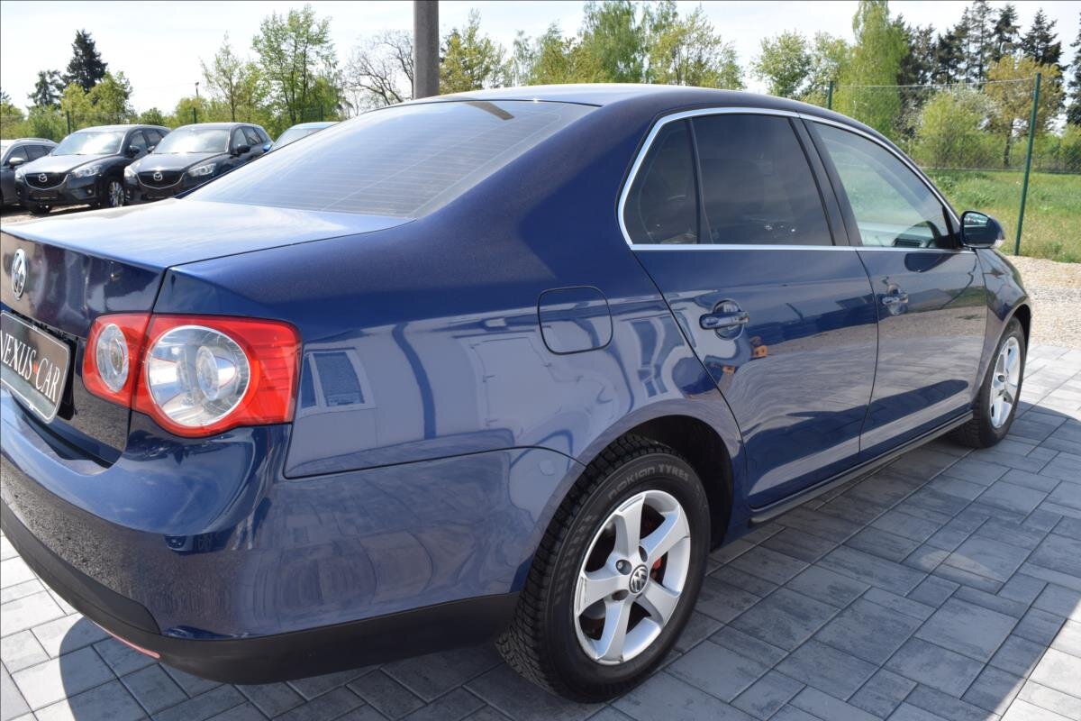 Volkswagen Jetta Sedan / Limuzína 1,9 l 77 kw