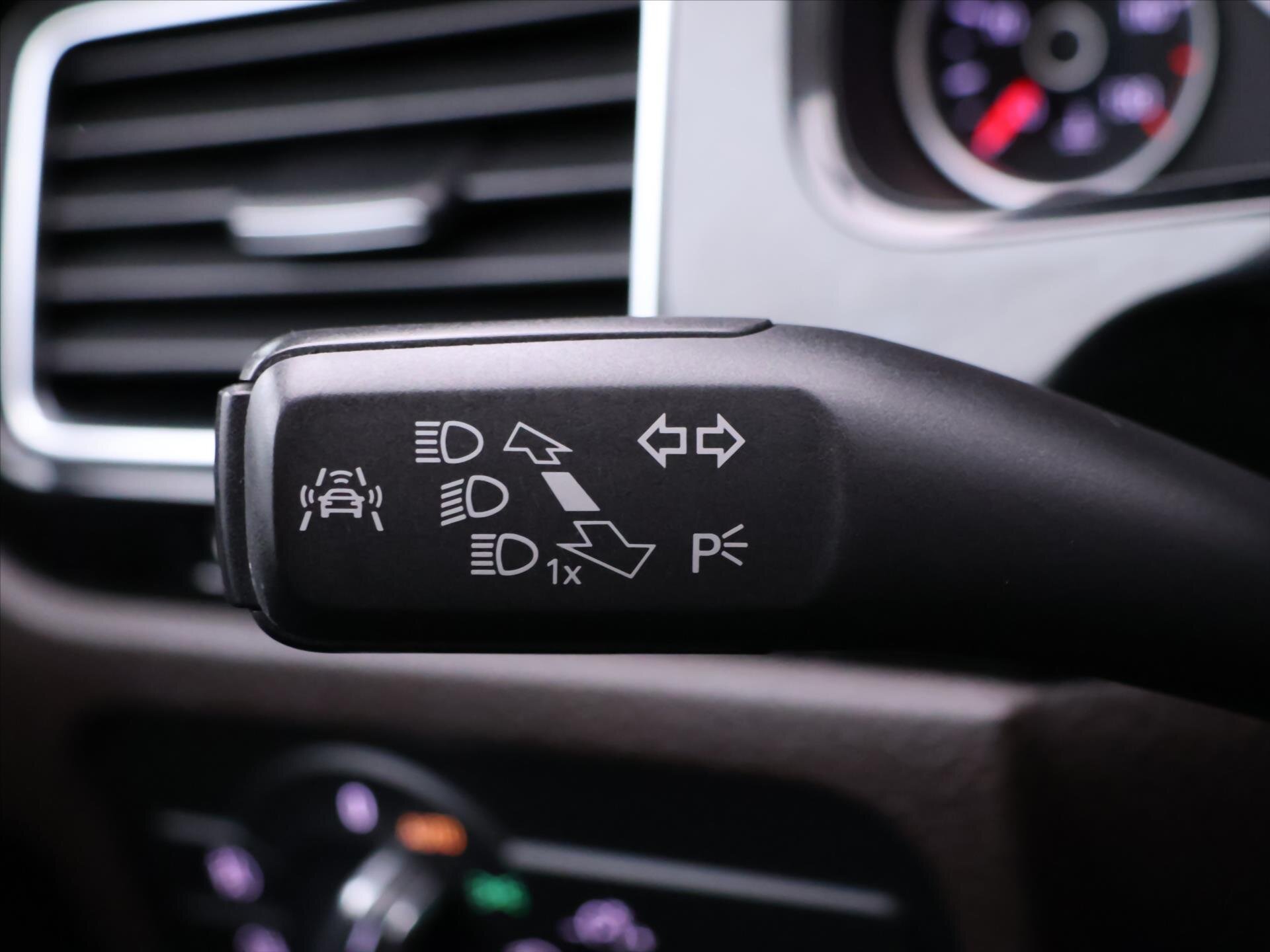 Volkswagen Touareg SUV 3,0 l 193 kw