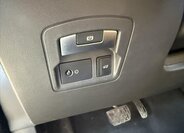 Land Rover Range Rover Velar 13