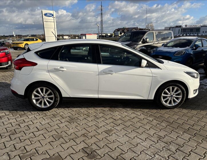 Ford Focus 6