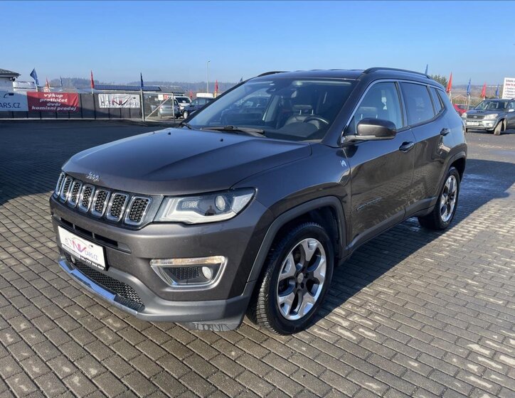 Jeep Compass 1