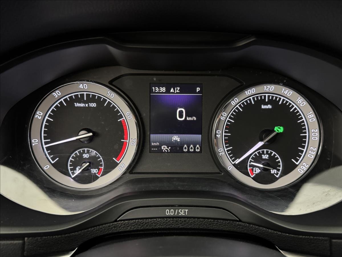 Škoda Karoq SUV 1,5 l 110 kw