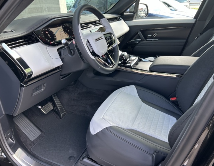 Land Rover Range Rover Sport 10