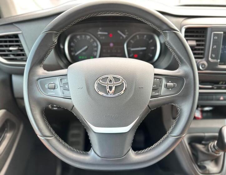 Toyota ProAce Verso 22