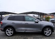 Volkswagen Touareg 7