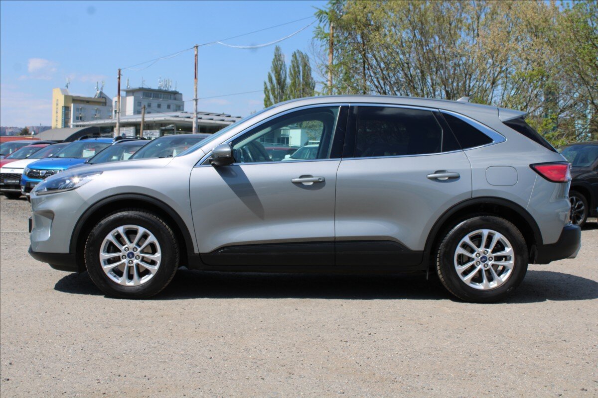 Ford Kuga SUV / Terénní 1,5 l 110 kw