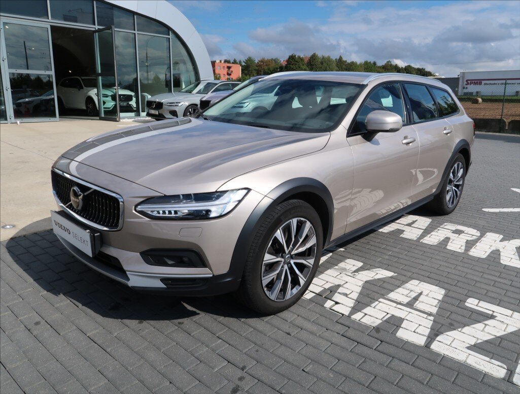 Volvo V90