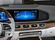 Mercedes-Benz GLS SUV 4,0 l 410 kw