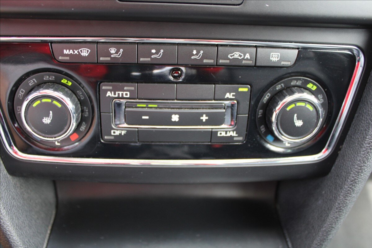 Škoda Superb Kombi 2,0 l 103 kw