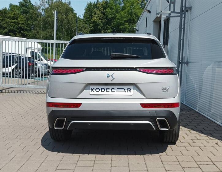 DS Automobiles DS7 Crossback 5