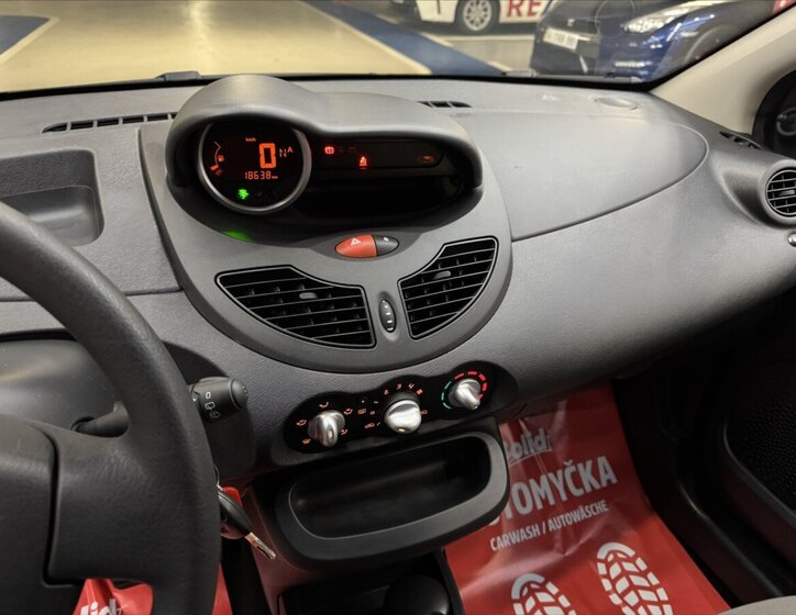 Renault Twingo Hatchback 1,1 l 55 kw