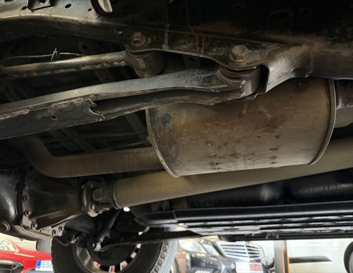 Nissan Navara Pick-up 2,3 l 120 kw