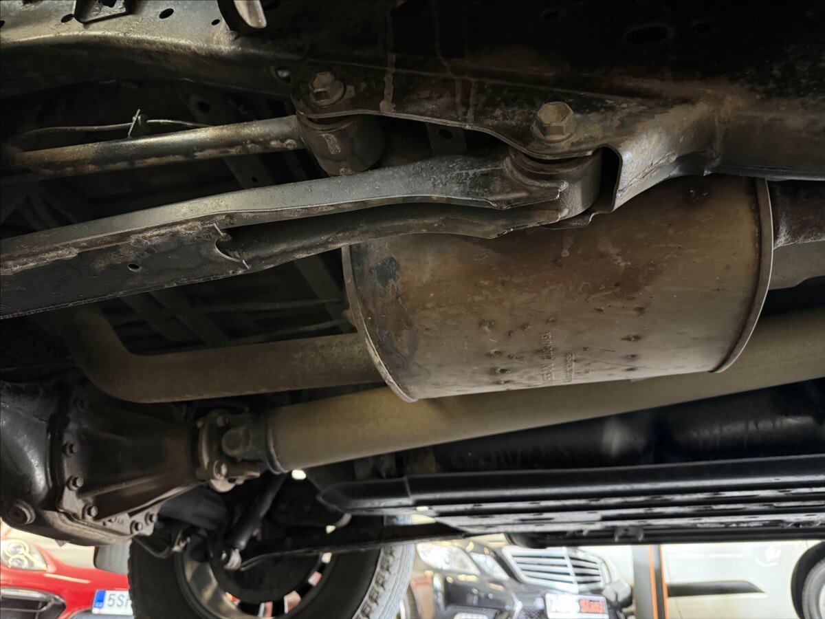 Nissan Navara Pick-up 2,3 l 120 kw