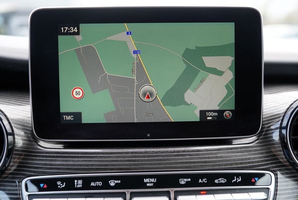 Mercedes-Benz Třídy V MPV 2,0 l 176 kw