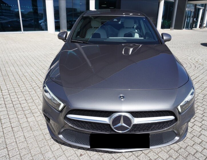 Mercedes-Benz Třídy A Sedan / Limuzína 1,3 l 100 kw