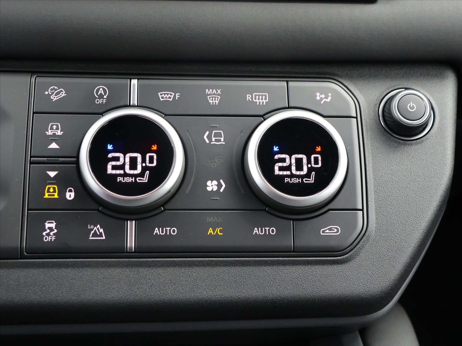 Land Rover Defender SUV / Terénní 5,0 l 313 kw