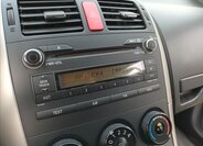 Toyota Auris Hatchback 1,4 l 66 kw