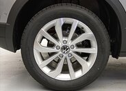 Volkswagen T-Roc SUV / Terénní 1,5 l 110 kw