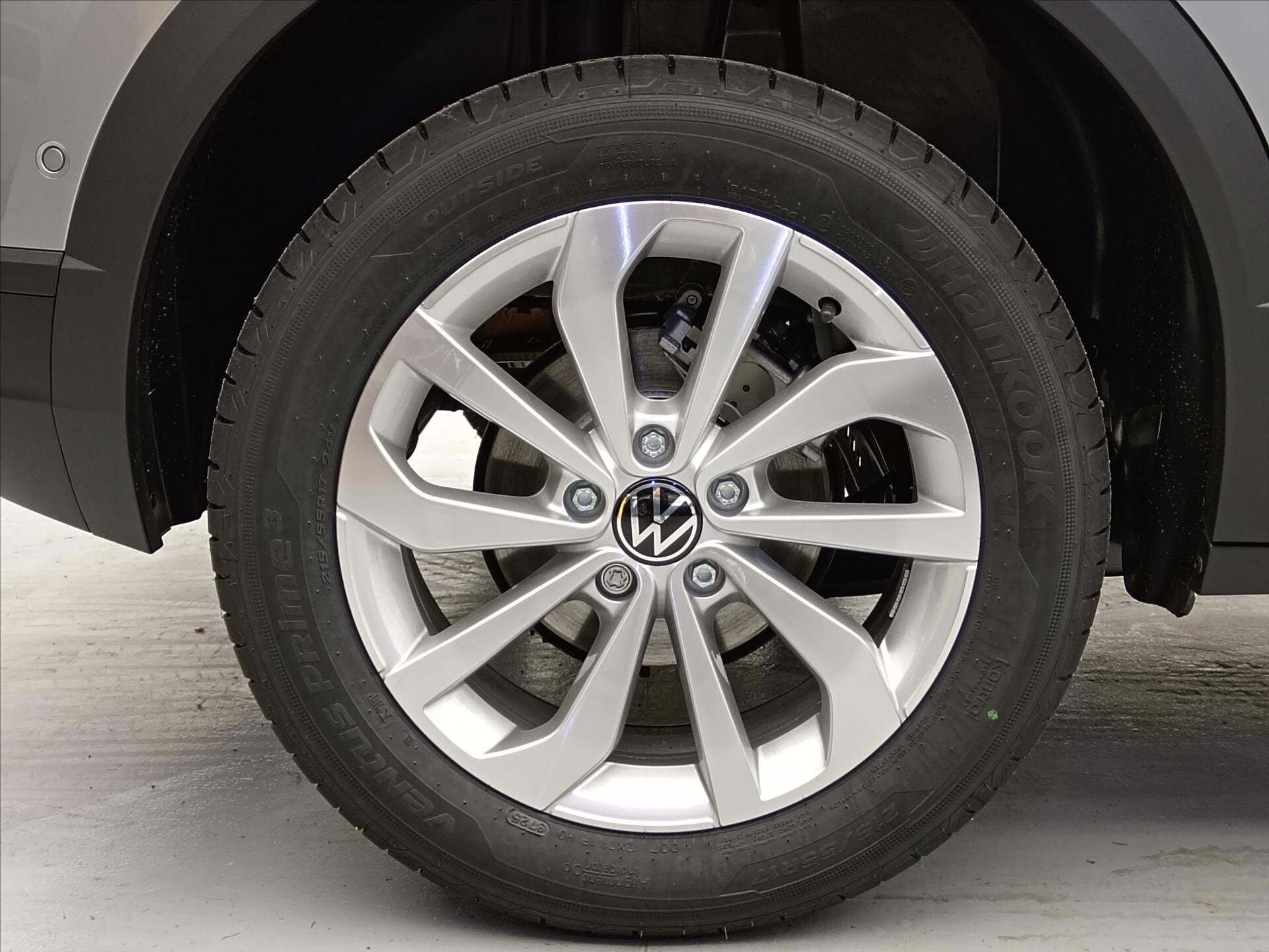 Volkswagen T-Roc SUV / Terénní 1,5 l 110 kw