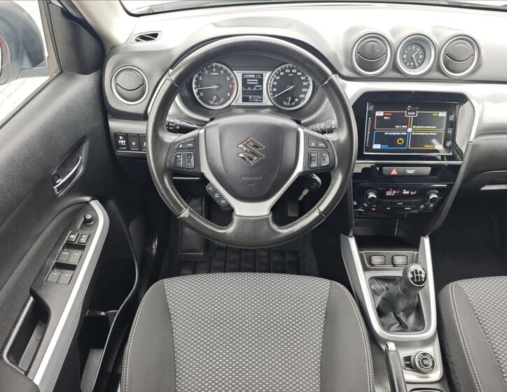 Suzuki Vitara 16