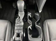 Toyota Camry Sedan / Limuzína 2,5 l 169 kw