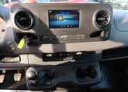 Mercedes-Benz Sprinter 14