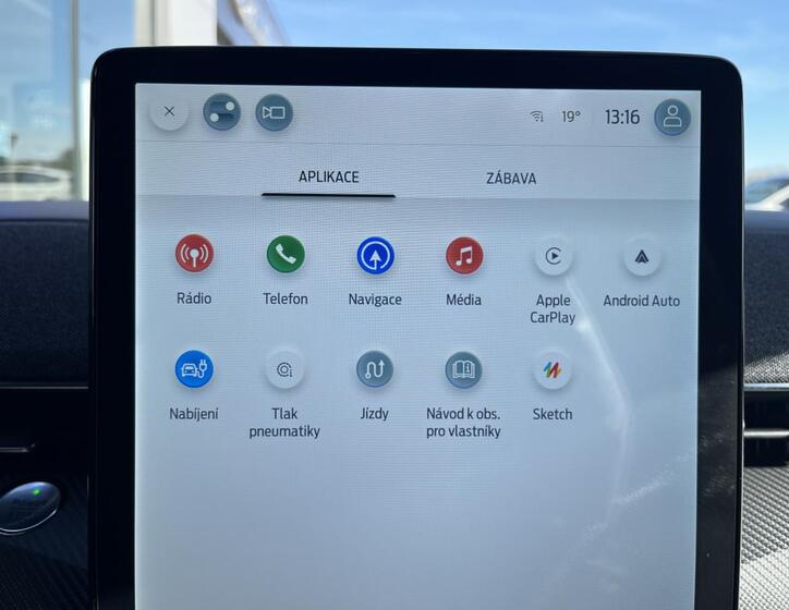 Ford Mustang Mach-E 19