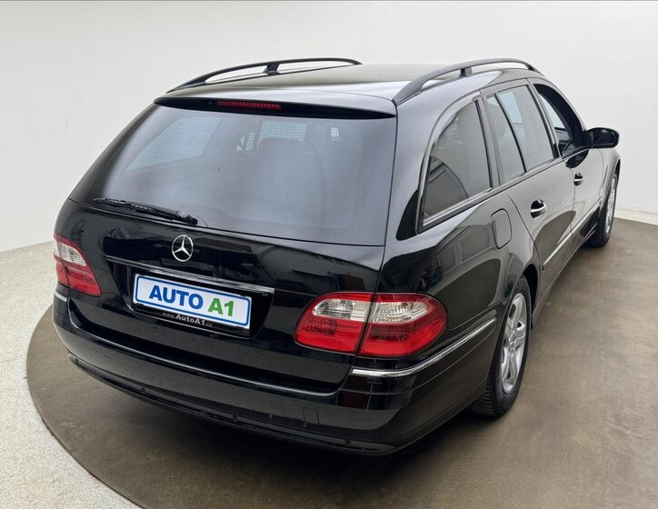 Mercedes-Benz Třídy E Kombi 3,0 l 170 kw