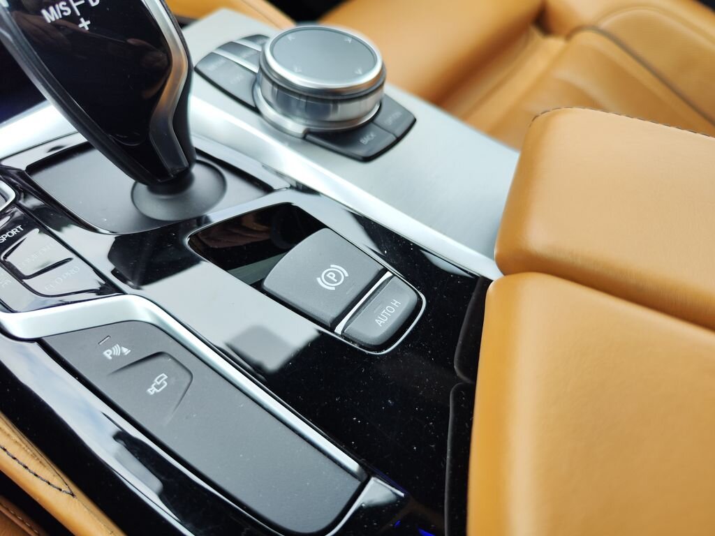 BMW Řada 5 Sedan / Limuzína 3,0 l 235 kw