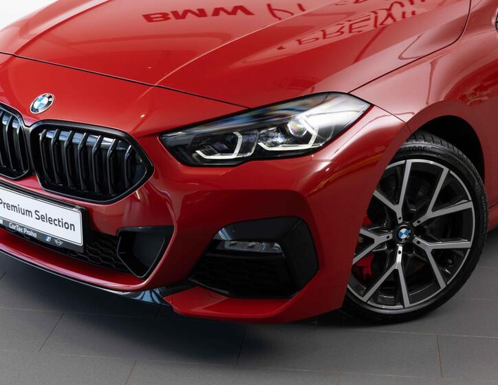 BMW Řada 2 7