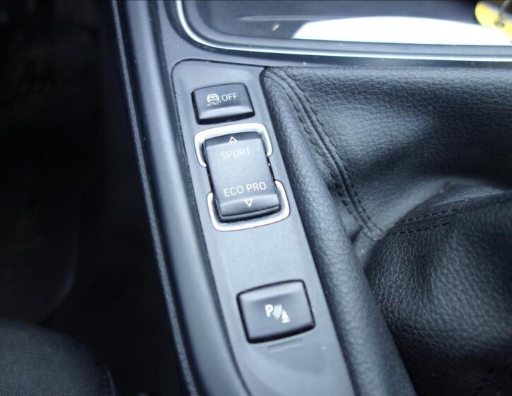 BMW Řada 3 Sedan 2,0 l 105 kw