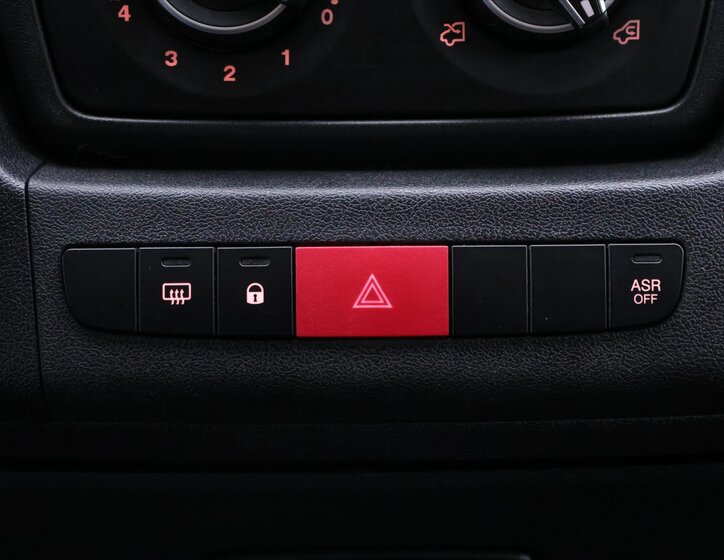 Peugeot Boxer Ostatní 2,2 l 103 kw