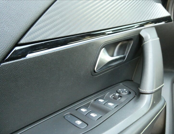 Peugeot 2008 SUV / Terénní 1,2 l 96 kw