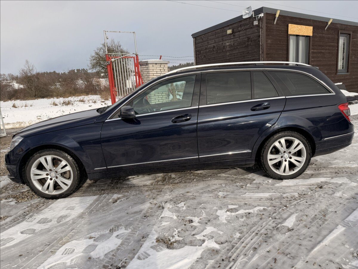 Mercedes-Benz Třídy C Kombi 2,1 l 125 kw