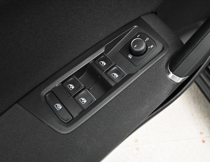 Volkswagen Touran MPV 2,0 l 110 kw