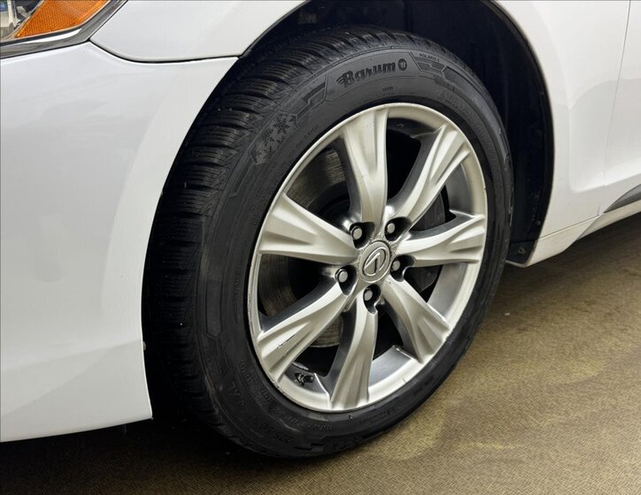 Lexus GS 300 Sedan / Limuzína 3,0 l 183 kw