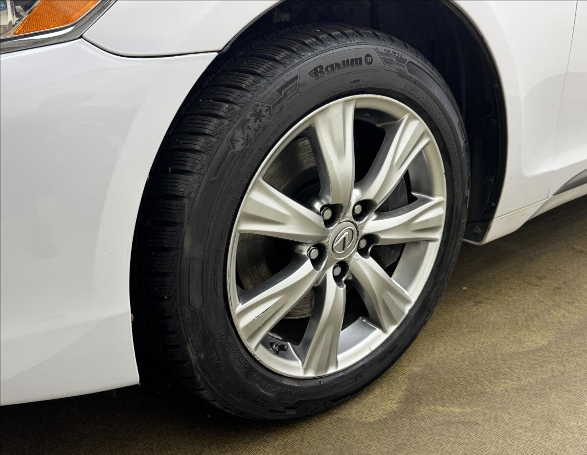 Lexus GS 300 Sedan / Limuzína 3,0 l 183 kw