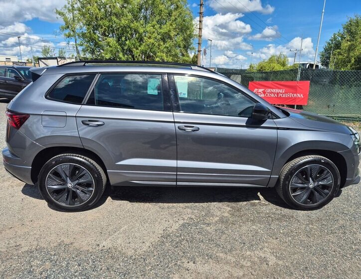 Škoda Karoq SUV / Terénní 1,5 l 110 kw