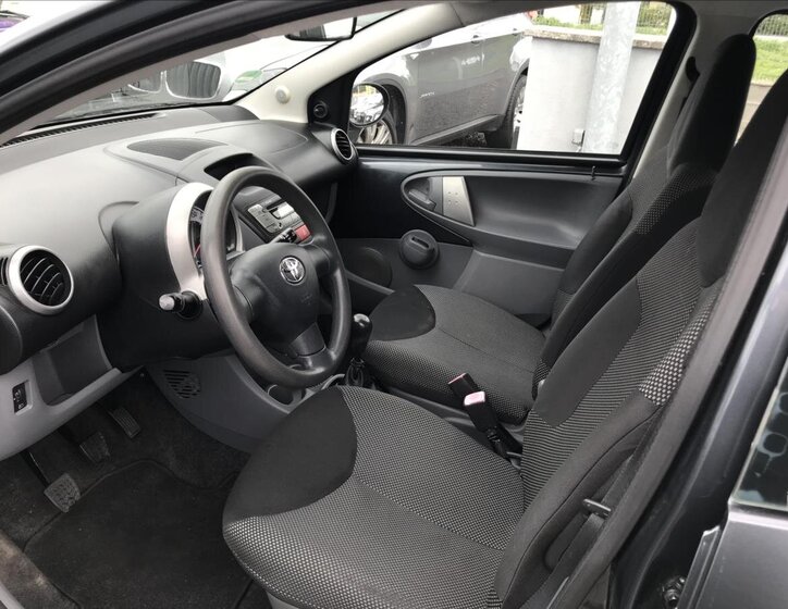 Toyota Aygo Hatchback 998,0 50 kw