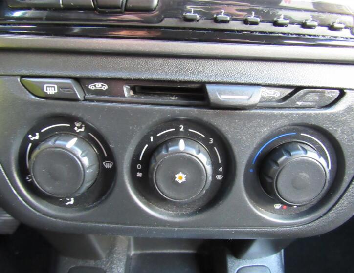 Citroën C-Elysée 17