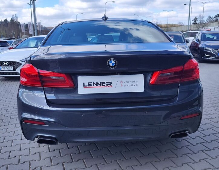 BMW Řada 5 Sedan / Limuzína 3,0 l 250 kw