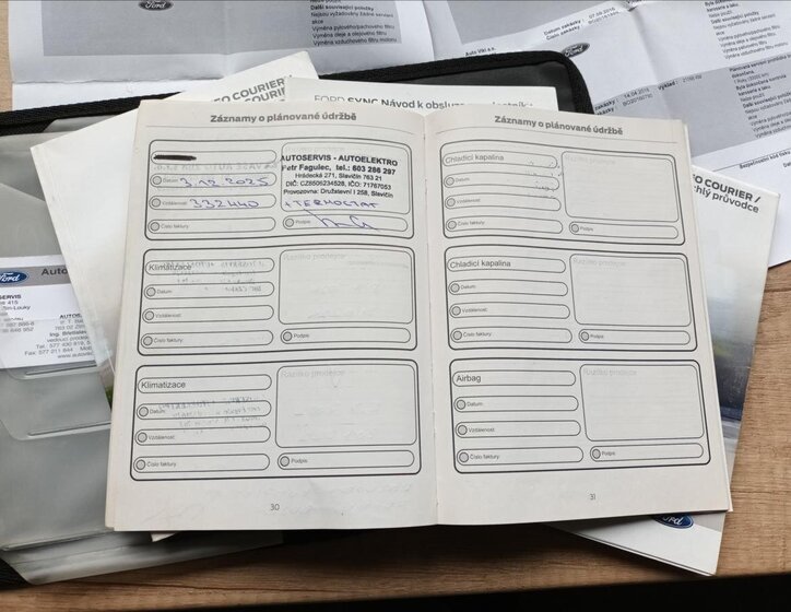 Ford Tourneo Courier MPV 1,5 l 55 kw