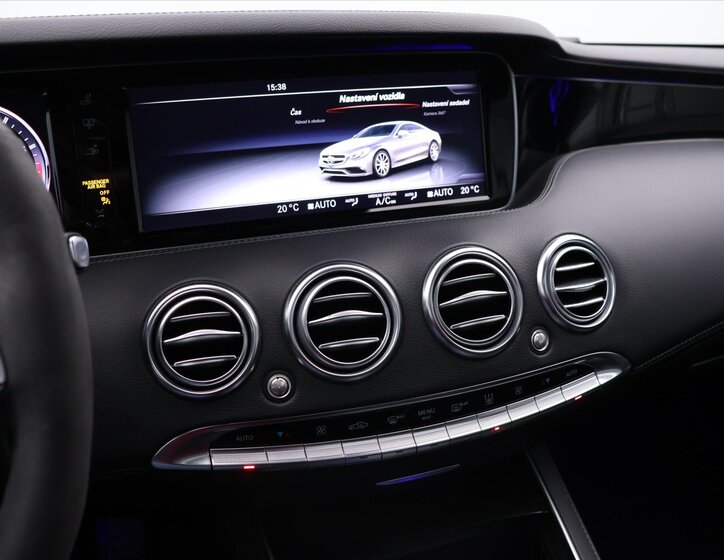 Mercedes-Benz Třídy S Kupé 5,5 l 430 kw