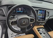 Volvo XC90 12