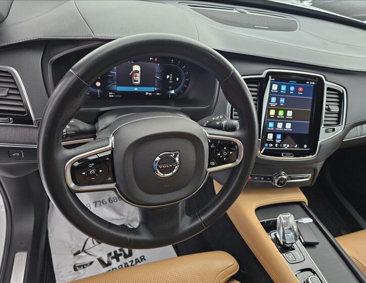 Volvo XC90 12