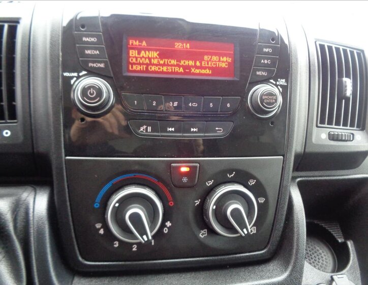 Peugeot Boxer Ostatní 2,2 l 121 kw