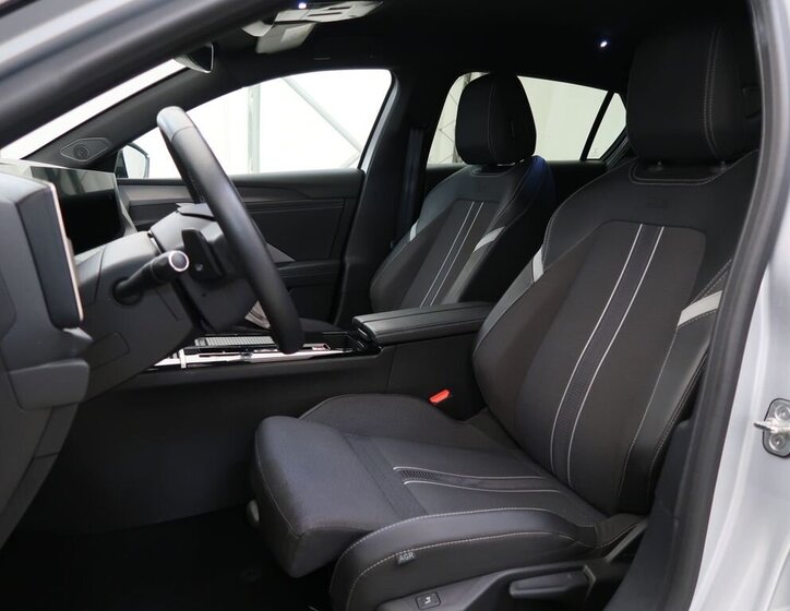 Opel Astra Hatchback 1,2 l 96 kw